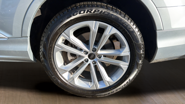 2025 Audi Q7 55 Premium Plus quattro