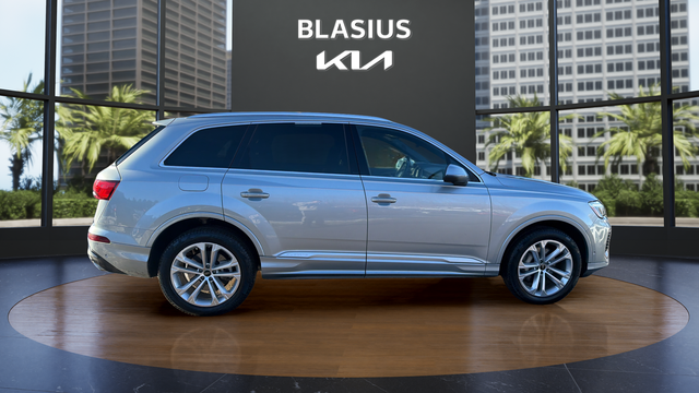 2025 Audi Q7 55 Premium Plus quattro