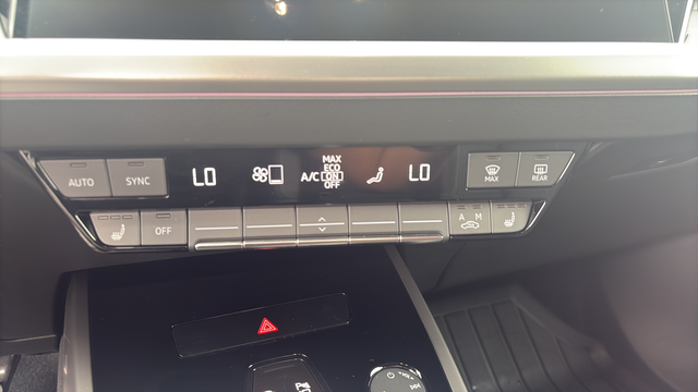 2023 Audi Q4 e-tron Prestige quattro