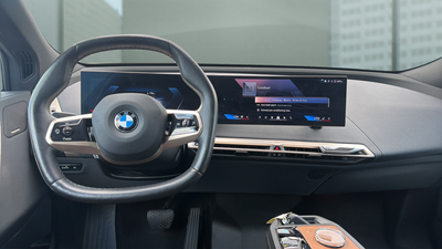 2026 BMW iX xDrive45