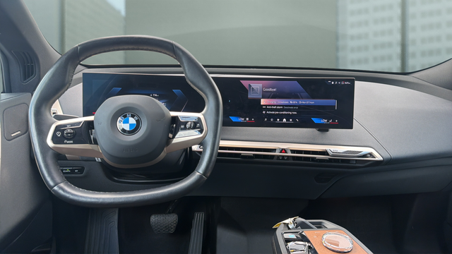 2026 BMW iX xDrive45