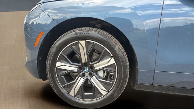 2026 BMW iX xDrive45