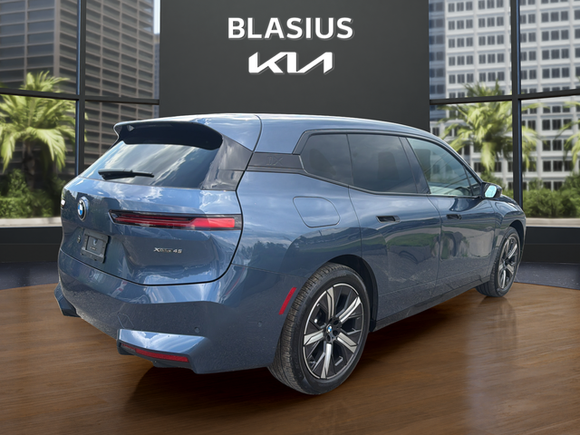 2026 BMW iX xDrive45