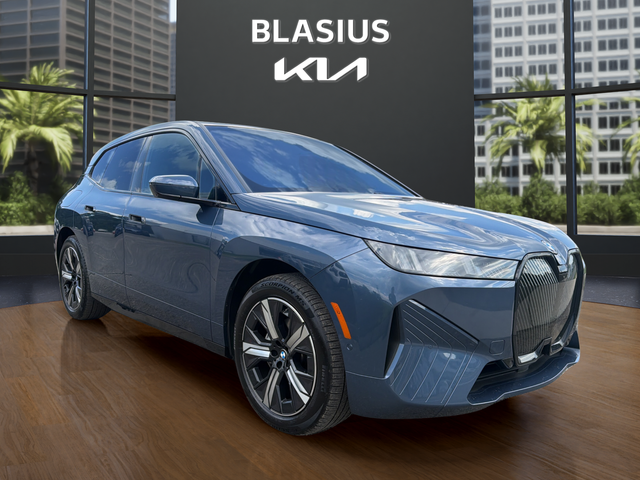 2026 BMW iX xDrive45