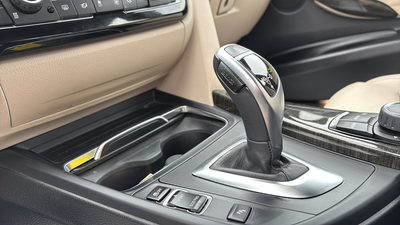 2017 BMW 3 Series 330i xDrive