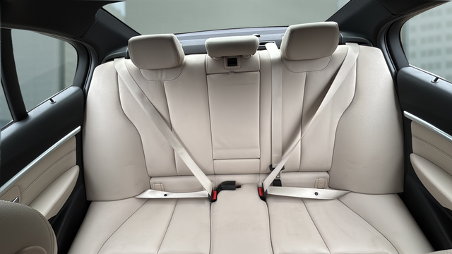 2017 BMW 3 Series 330i xDrive