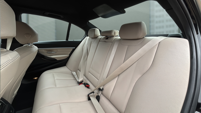 2017 BMW 3 Series 330i xDrive