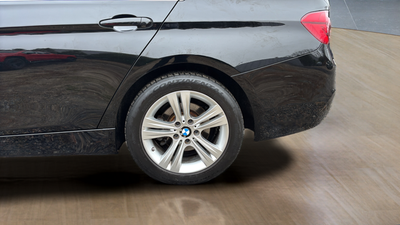 2017 BMW 3 Series 330i xDrive