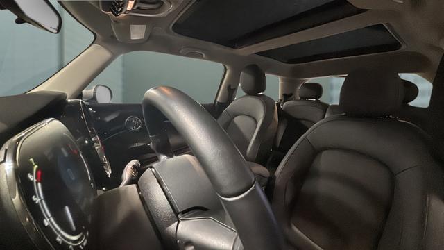 2023 MINI Cooper Signature