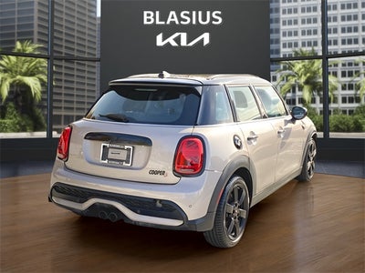 2022 MINI Hardtop 4 Door Cooper S