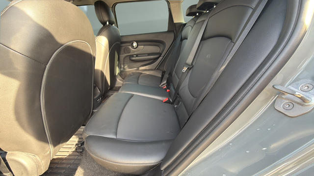 2019 MINI Cooper Clubman ALL4 Base