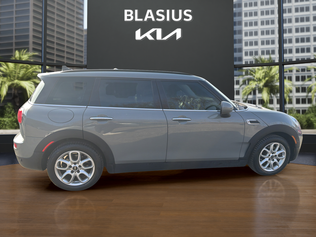 2019 MINI Cooper Clubman ALL4 Base
