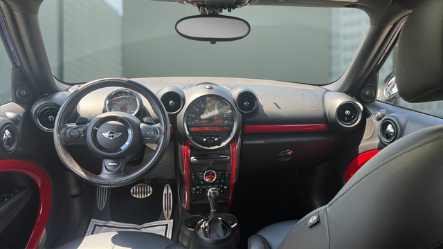 2016 MINI John Cooper Works Countryman Base