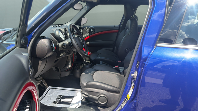 2016 MINI John Cooper Works Countryman Base