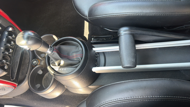 2016 MINI John Cooper Works Countryman Base