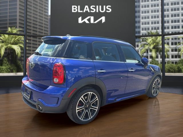2016 MINI John Cooper Works Countryman Base